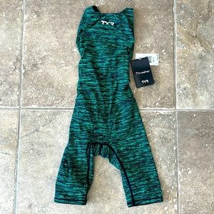 NWT Girls TYR Thresher Competition Technical Suit - size 22